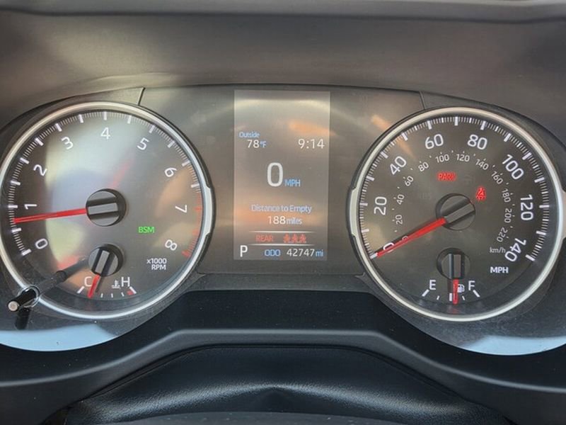 Used 2020 Toyota RAV4 XLE w/ Convenience Package image 23