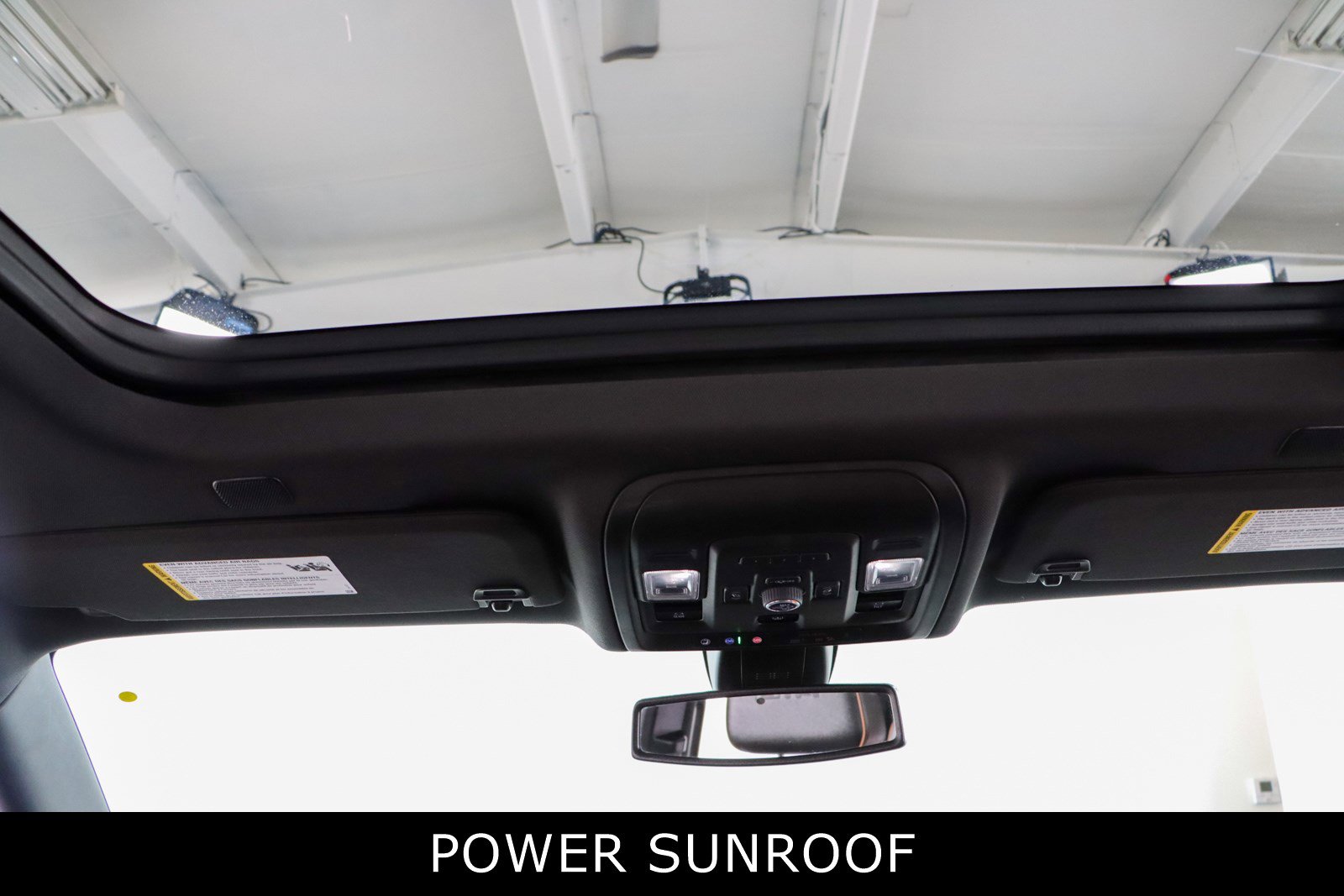 Used 2022 GMC Yukon AT4 image 22