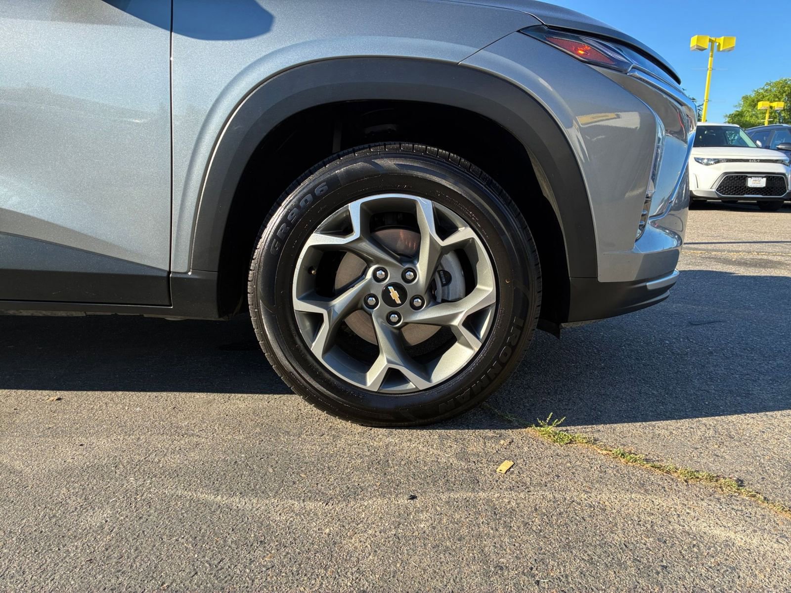 Used 2025 Chevrolet Trax LT image 29