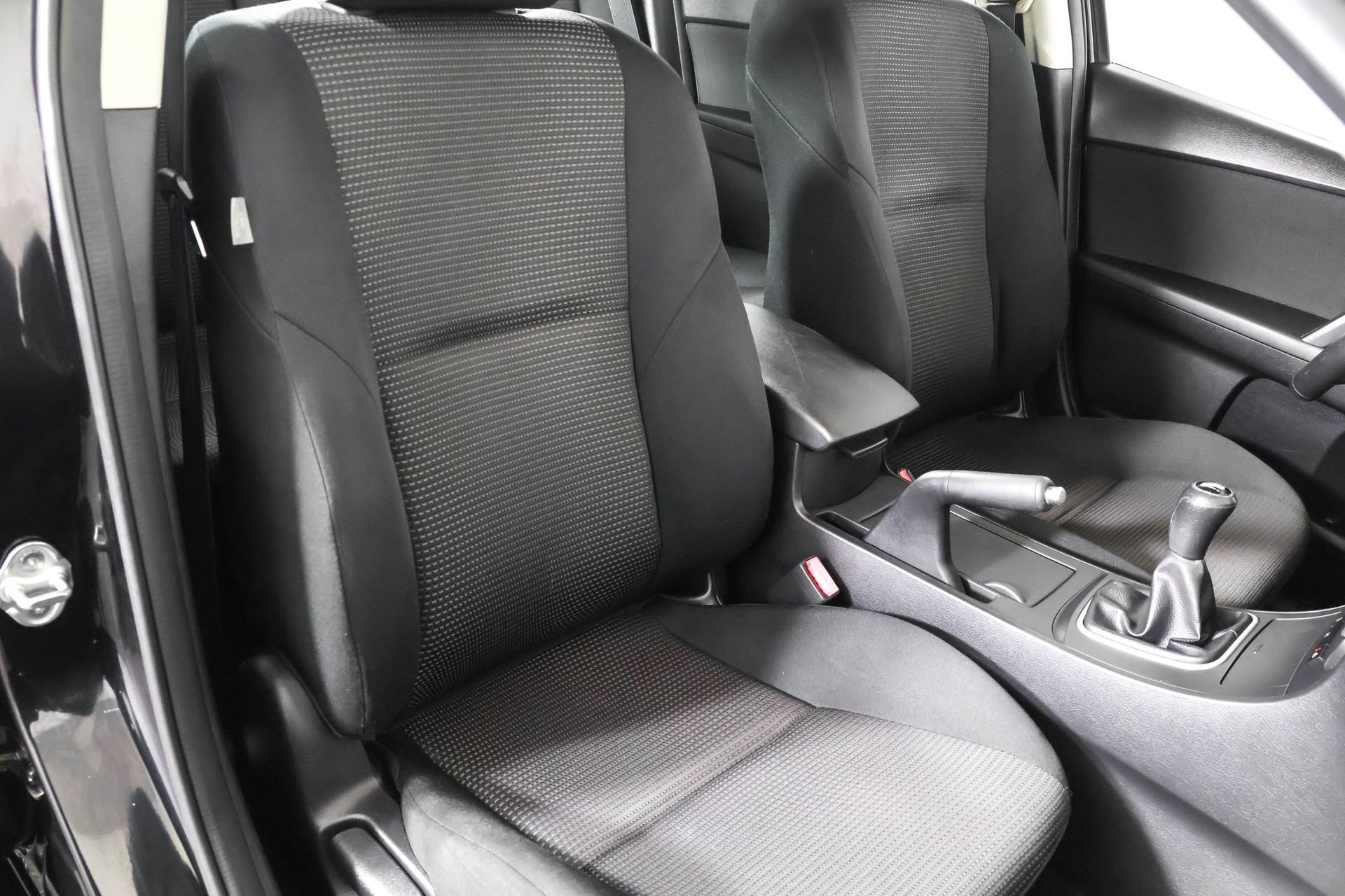 Used 2012 MAZDA MAZDA3 i Touring image 44