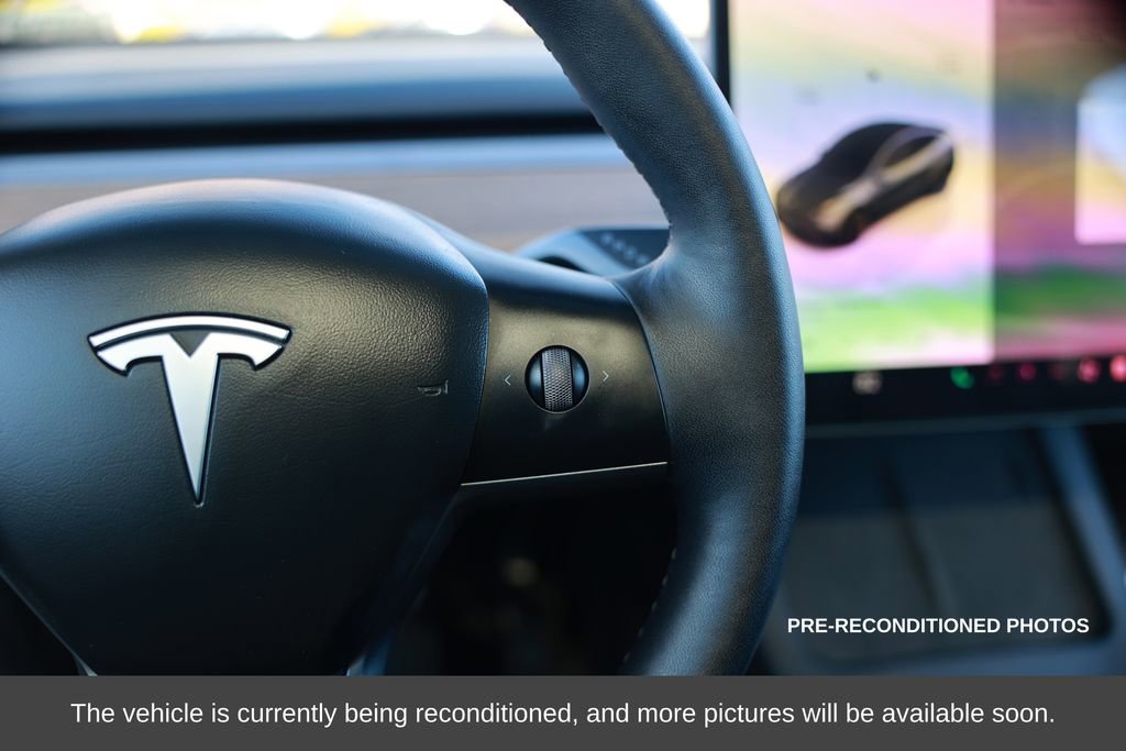 Used 2023 Tesla Model Y Long Range image 21