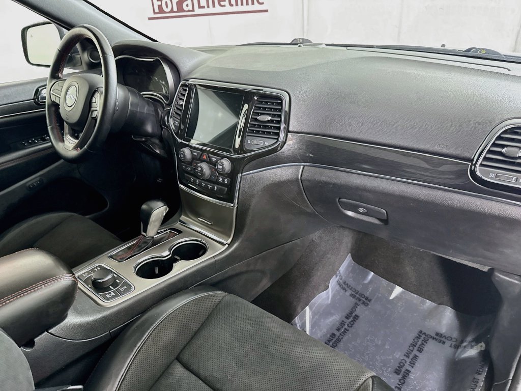 Used 2021 Jeep Grand Cherokee Trailhawk AWD/4WD image 35