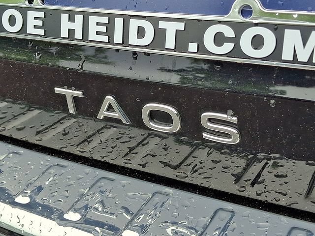 Certified 2023 Volkswagen Taos SE w/ Panoramic Sunroof Package AWD/4WD image 31
