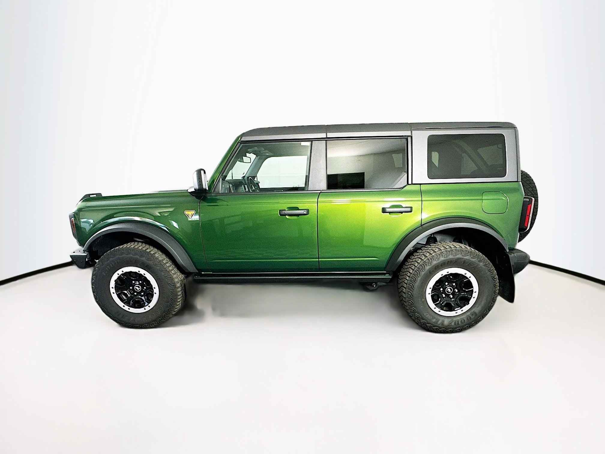 Used 2024 Ford Bronco Badlands w/ Sasquatch Package image 4