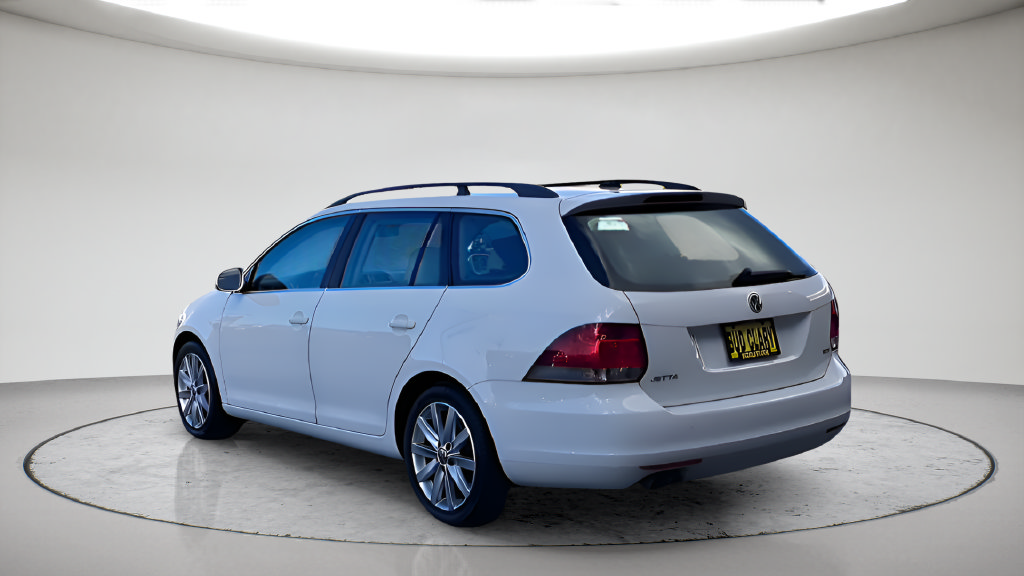 Used 2012 Volkswagen Jetta TDI FWD image 14