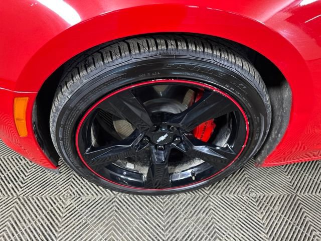 Used 2022 Chevrolet Camaro LT w/ RS Package image 10