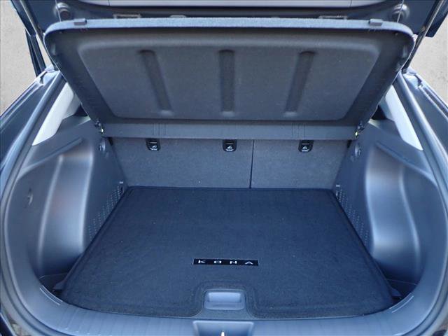 Used 2024 Hyundai Kona SE image 8