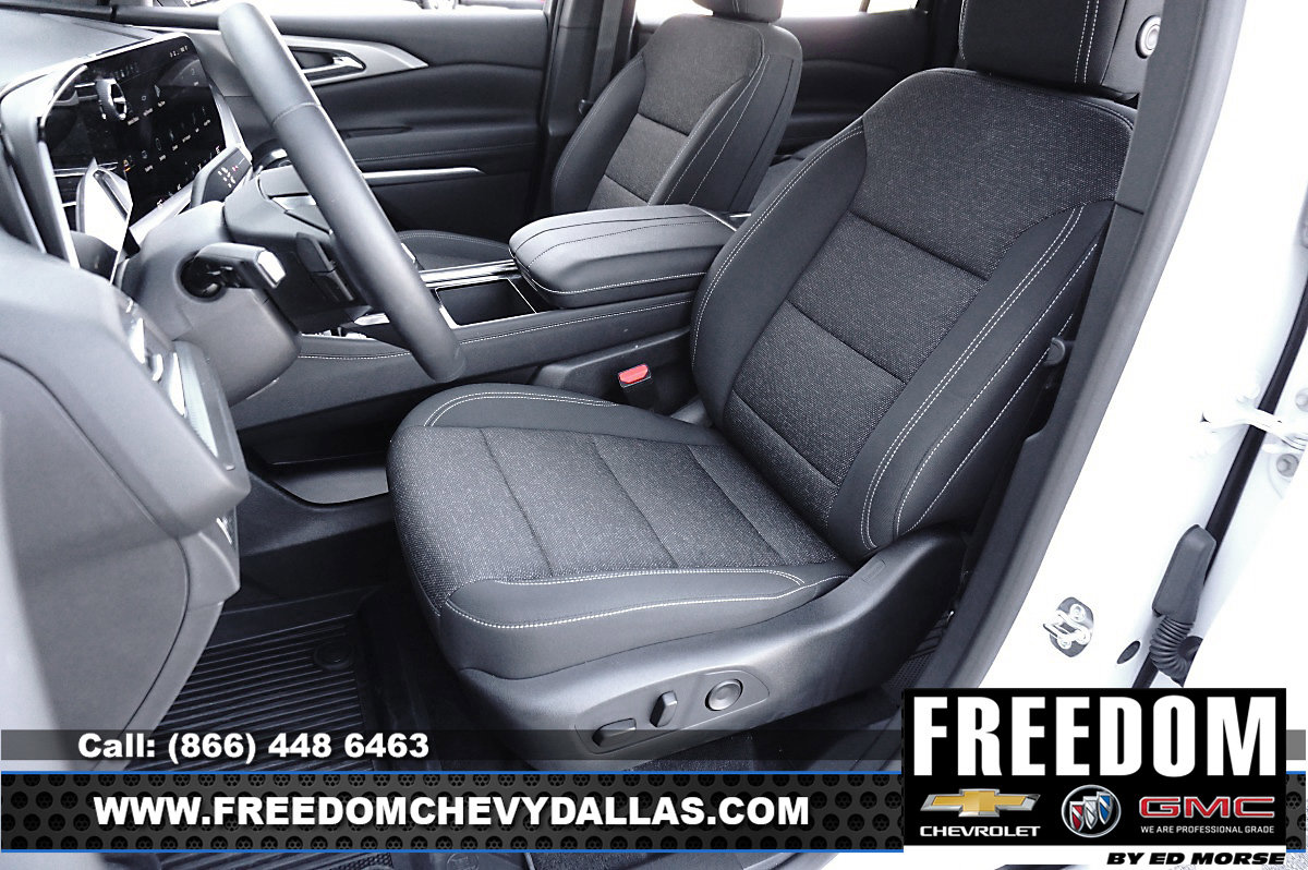 New 2026 Chevrolet Traverse LT w/ Driver Confidence Package FWD image 12