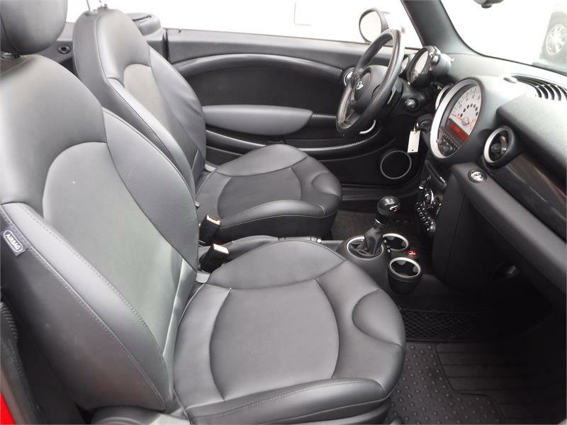 Used 2011 MINI Cooper S image 4