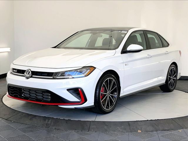 Certified 2025 Volkswagen Jetta GLI Autobahn image 2