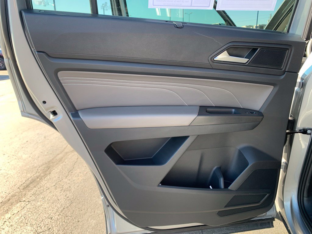 Used 2023 Volkswagen Atlas SE AWD/4WD image 39
