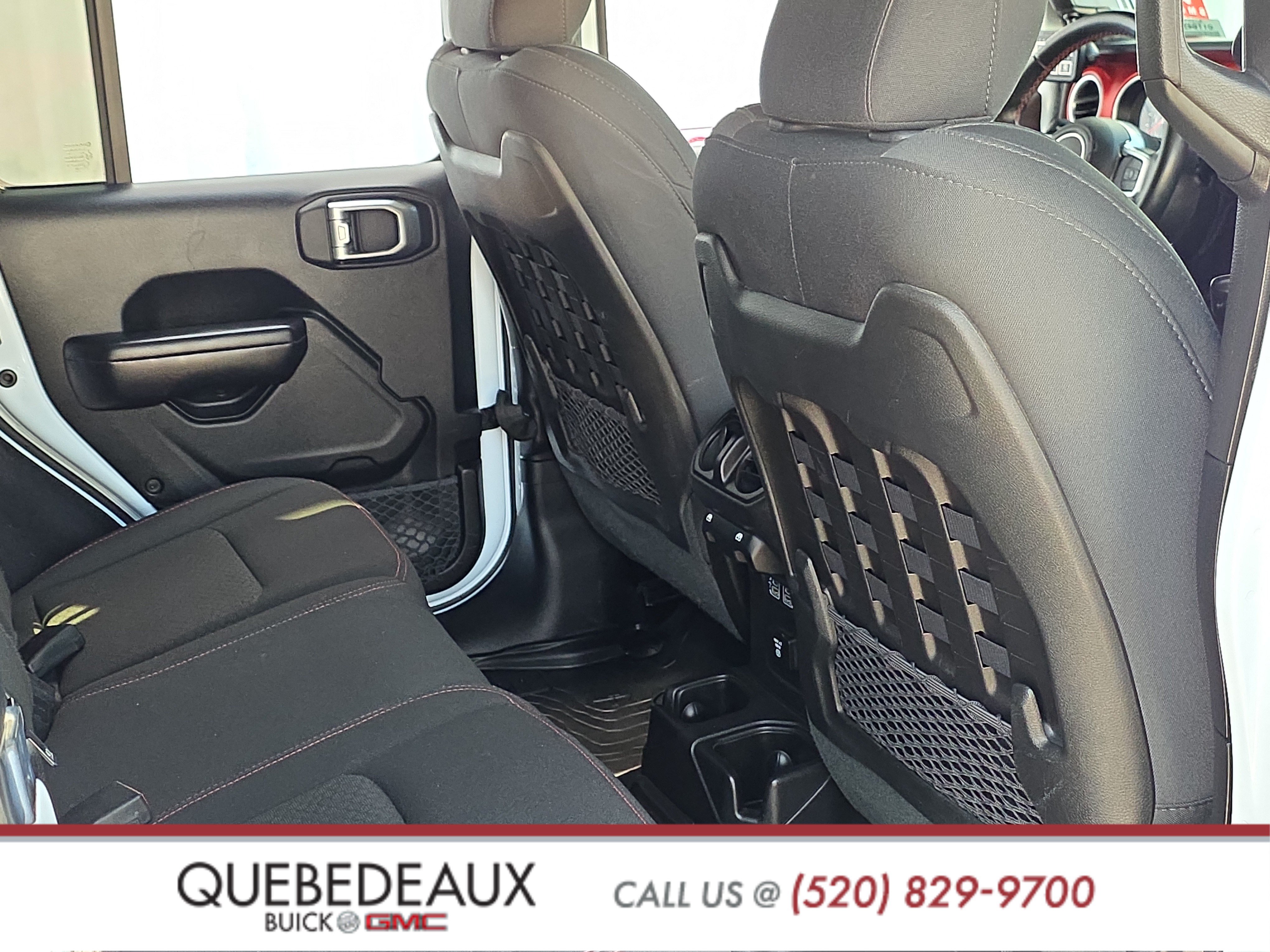 Used 2019 Jeep Wrangler Unlimited Rubicon AWD/4WD image 32