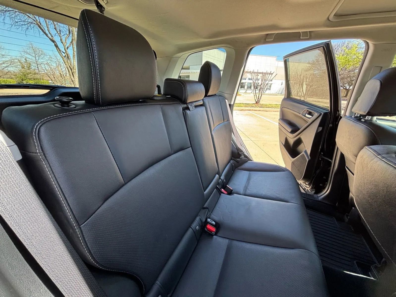 Used 2017 Subaru Forester 2.5i Limited AWD/4WD image 19