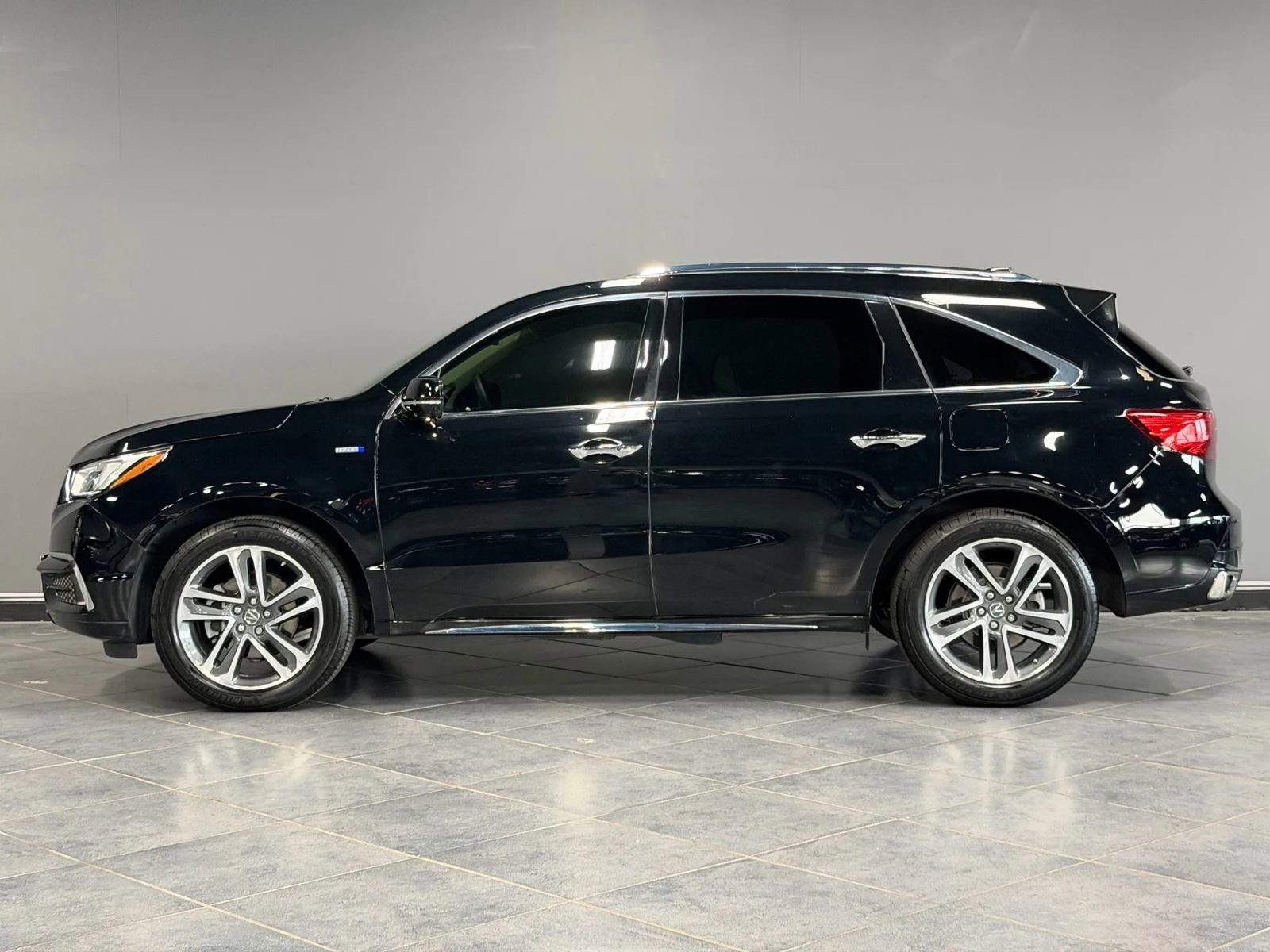 Used 2017 Acura MDX Sport Hybrid w/ Advance Pkg AWD/4WD image 9