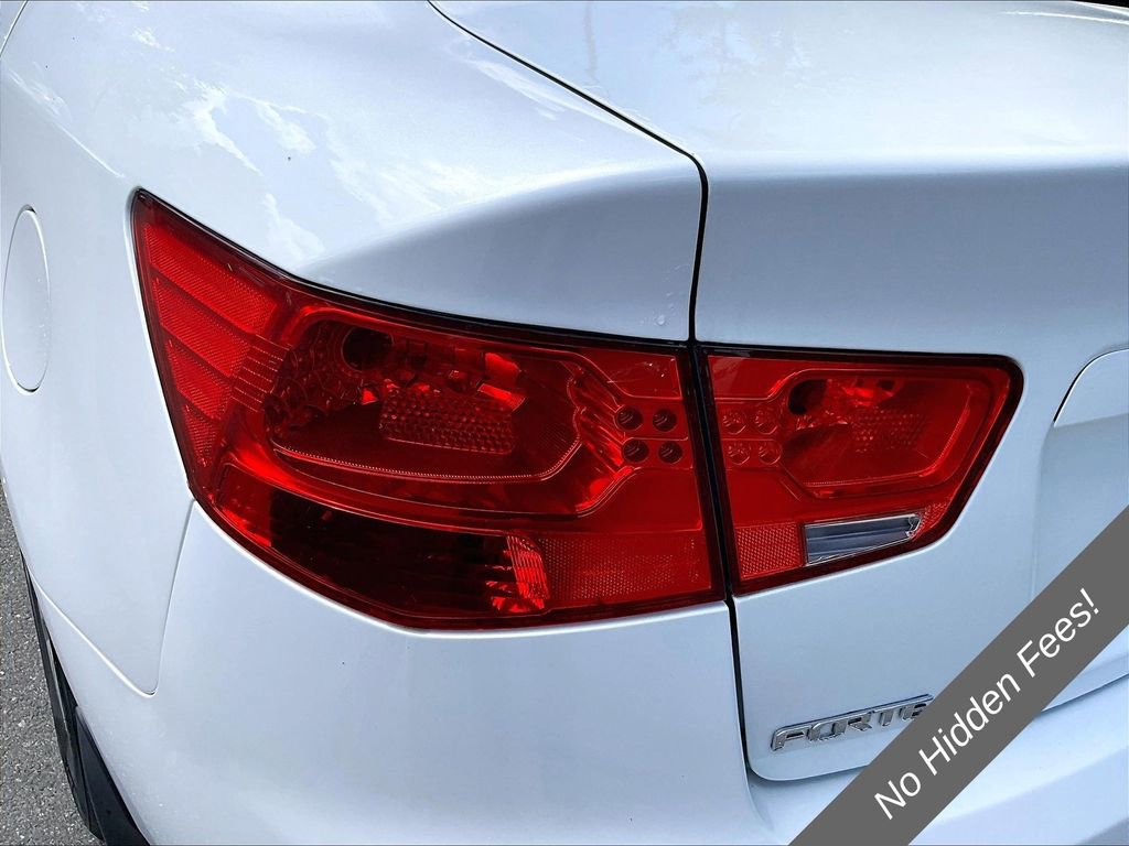 Used 2013 Kia Forte EX w/ Fuel Economy Pkg FWD image 27