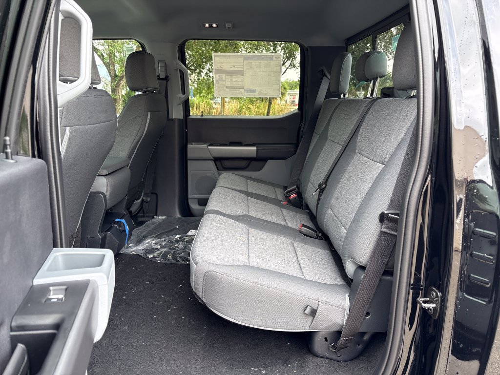 New 2026 Ford F250 4x4 Crew Cab Super Duty image 29