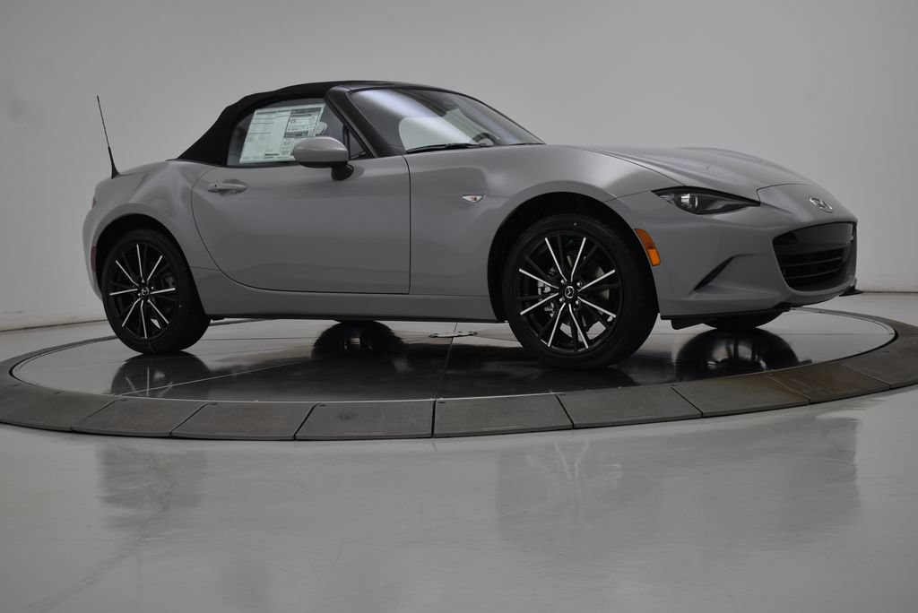 New 2026 MAZDA MX-5 Miata Grand Touring w/ Weather Package RWD image 11