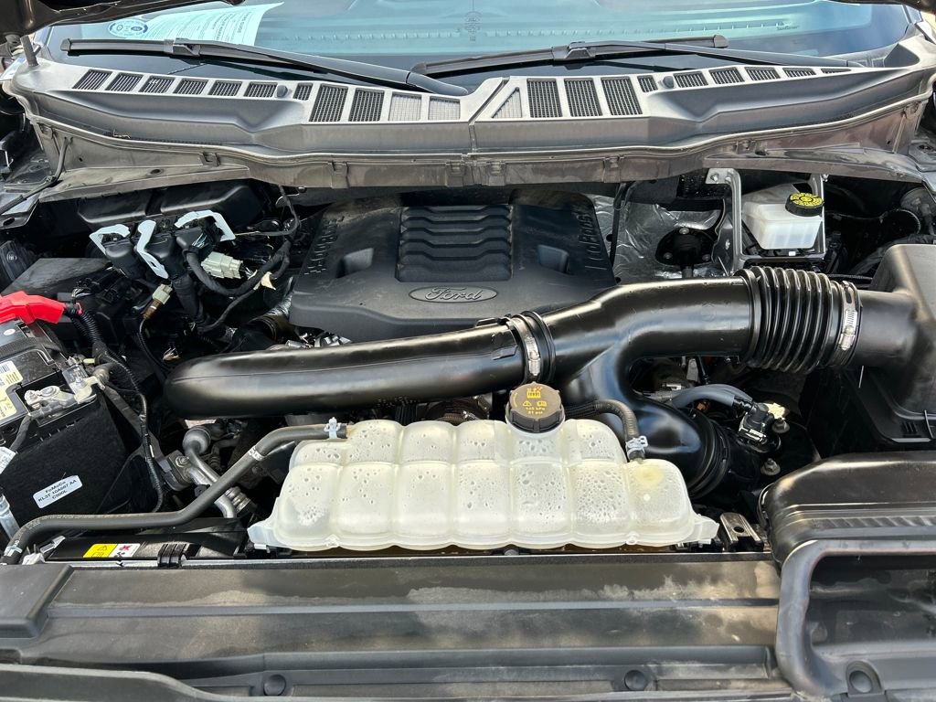 Used 2022 Ford F150 Lariat w/ Max Trailer Tow Package image 33