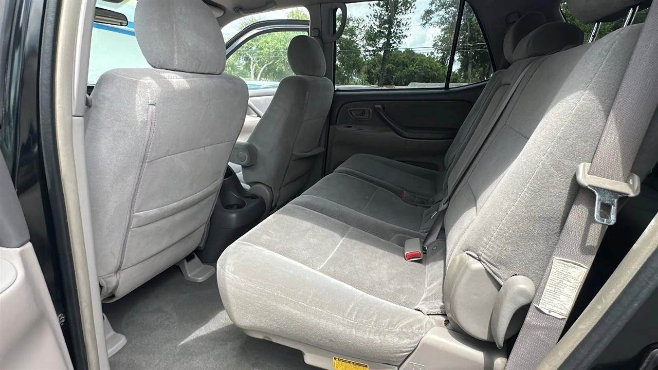 Used 2006 Toyota Sequoia SR5 AWD/4WD image 27