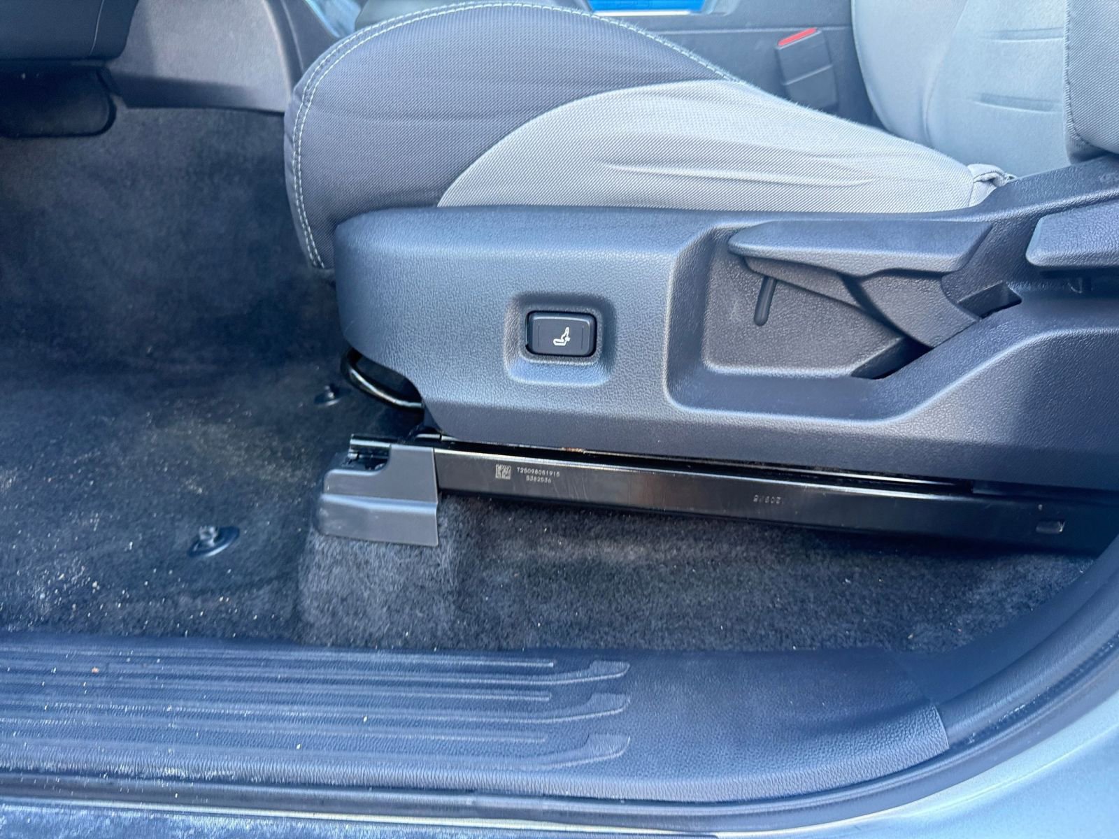 Used 2025 Toyota Tacoma TRD Off-Road image 23