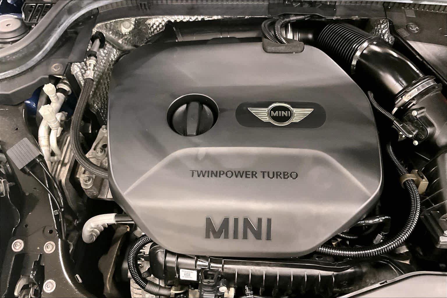 Used 2017 MINI Cooper 2-Door Hardtop FWD image 31