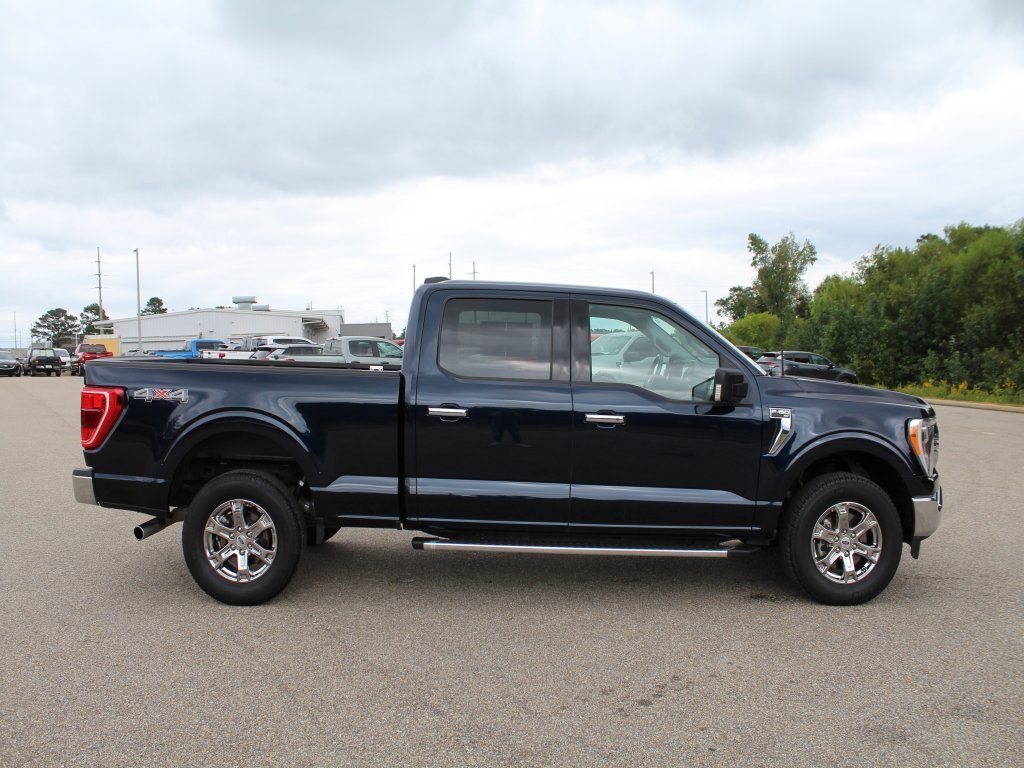 Used 2022 Ford F150 XLT w/ Equipment Group 302A High image 9