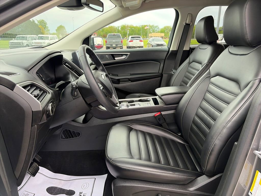 Used 2024 Ford Edge SEL w/ Convenience Package AWD/4WD image 16