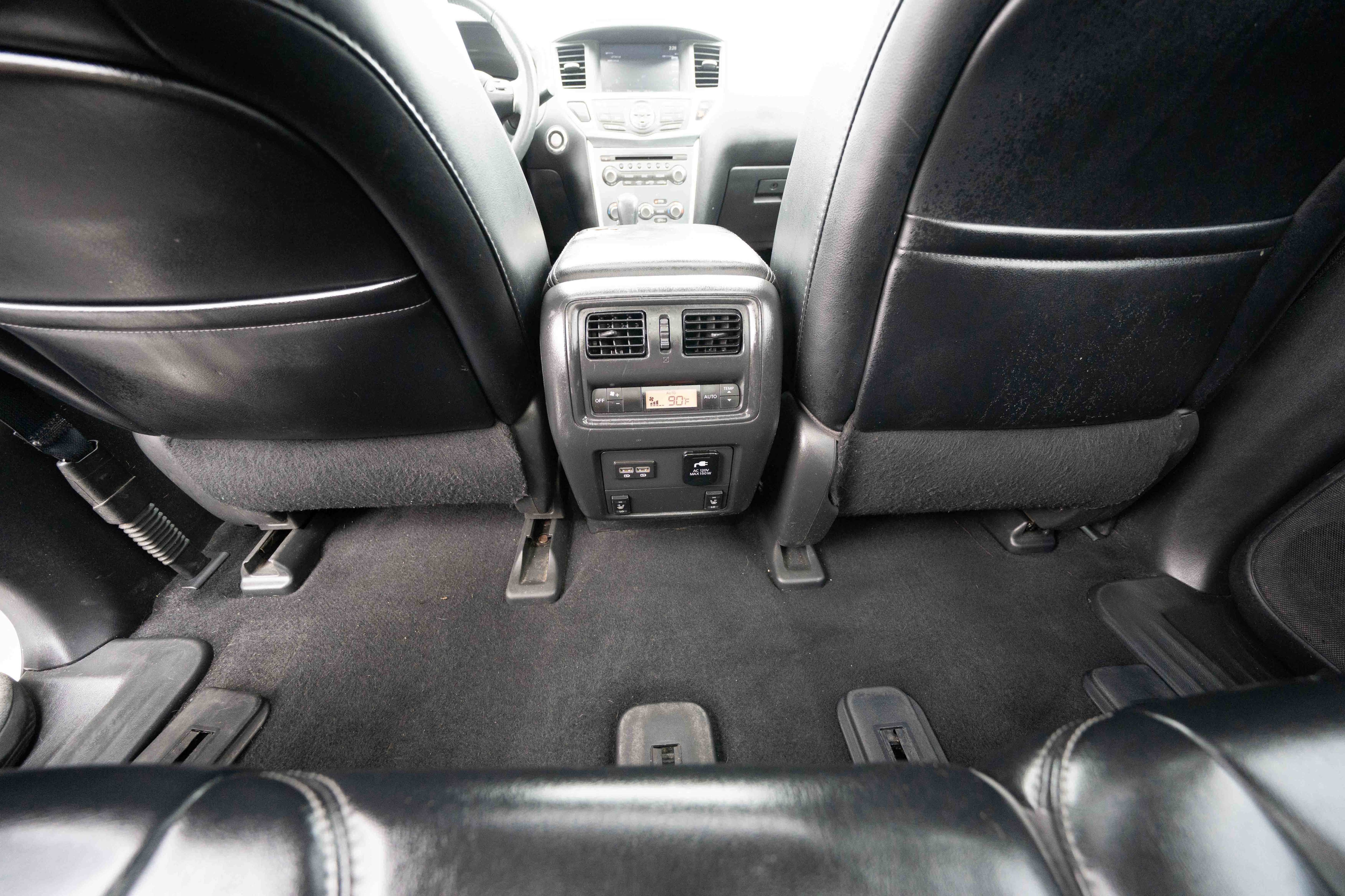 Used 2017 Nissan Pathfinder SL w/ SL Premium Package AWD/4WD image 22