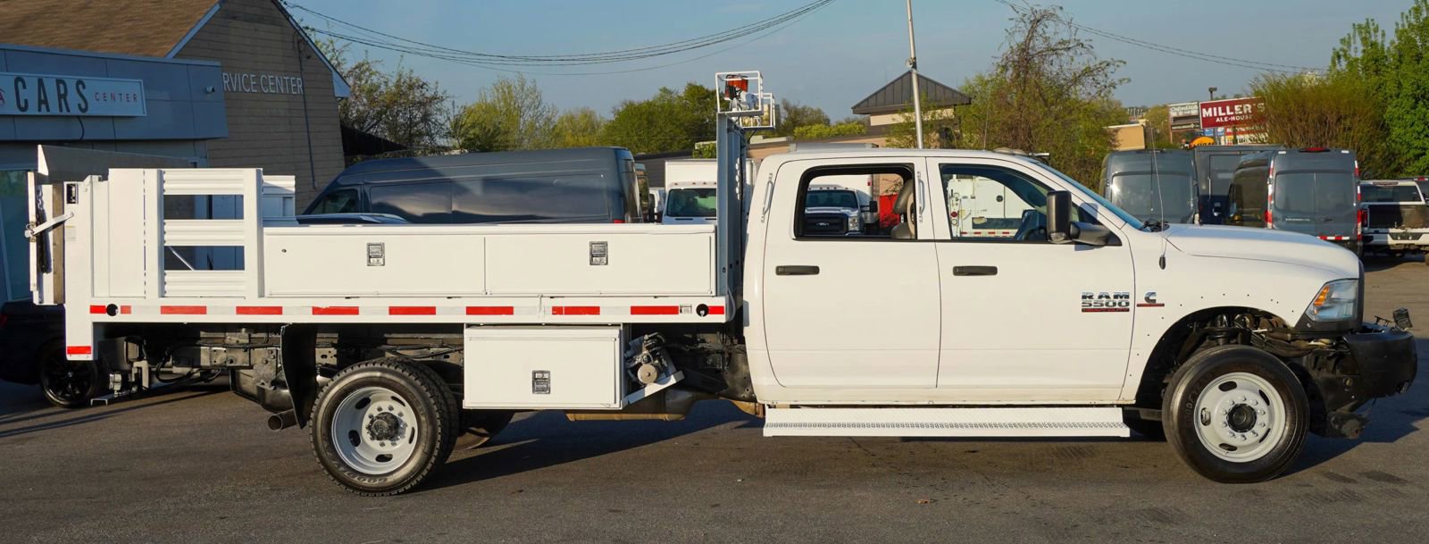 Used 2014 RAM 5500 Tradesman image 9