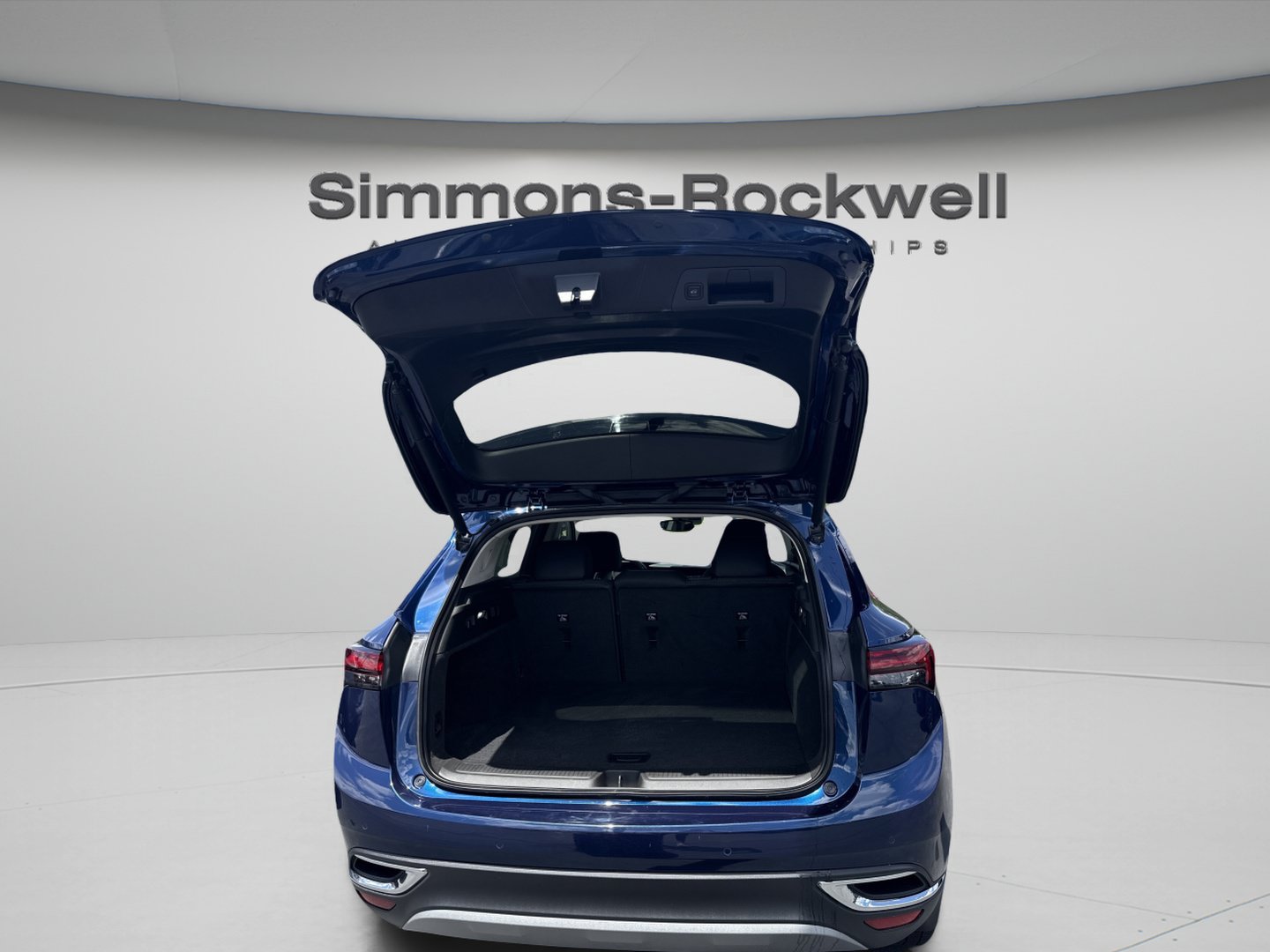 Used 2023 Buick Envision Preferred AWD/4WD image 10