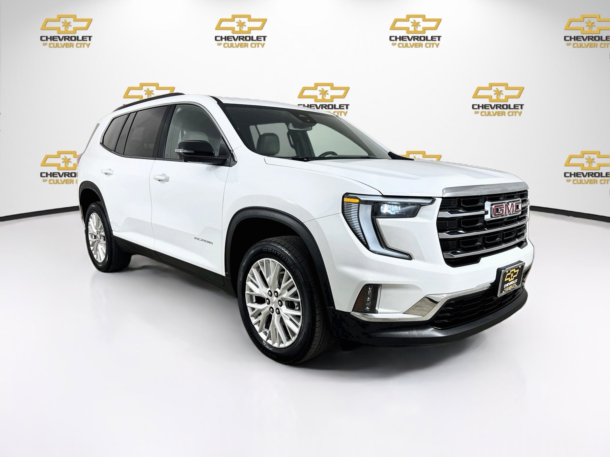 Used 2024 GMC Acadia Elevation w/ LPO, Floor Liner Package FWD image 1