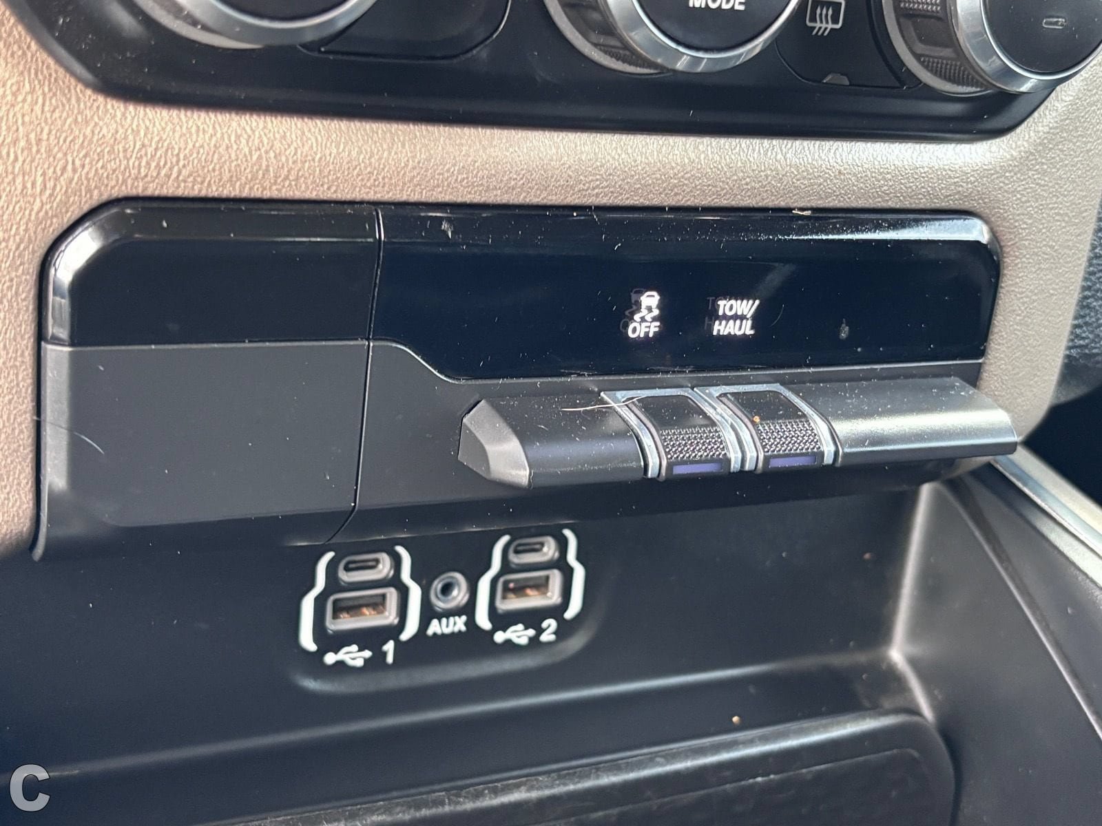 Used 2020 RAM 1500 Laramie RWD image 31