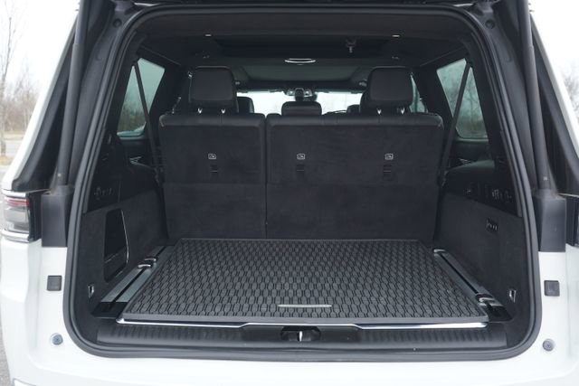 Used 2024 Jeep Grand Wagoneer L Series III image 20