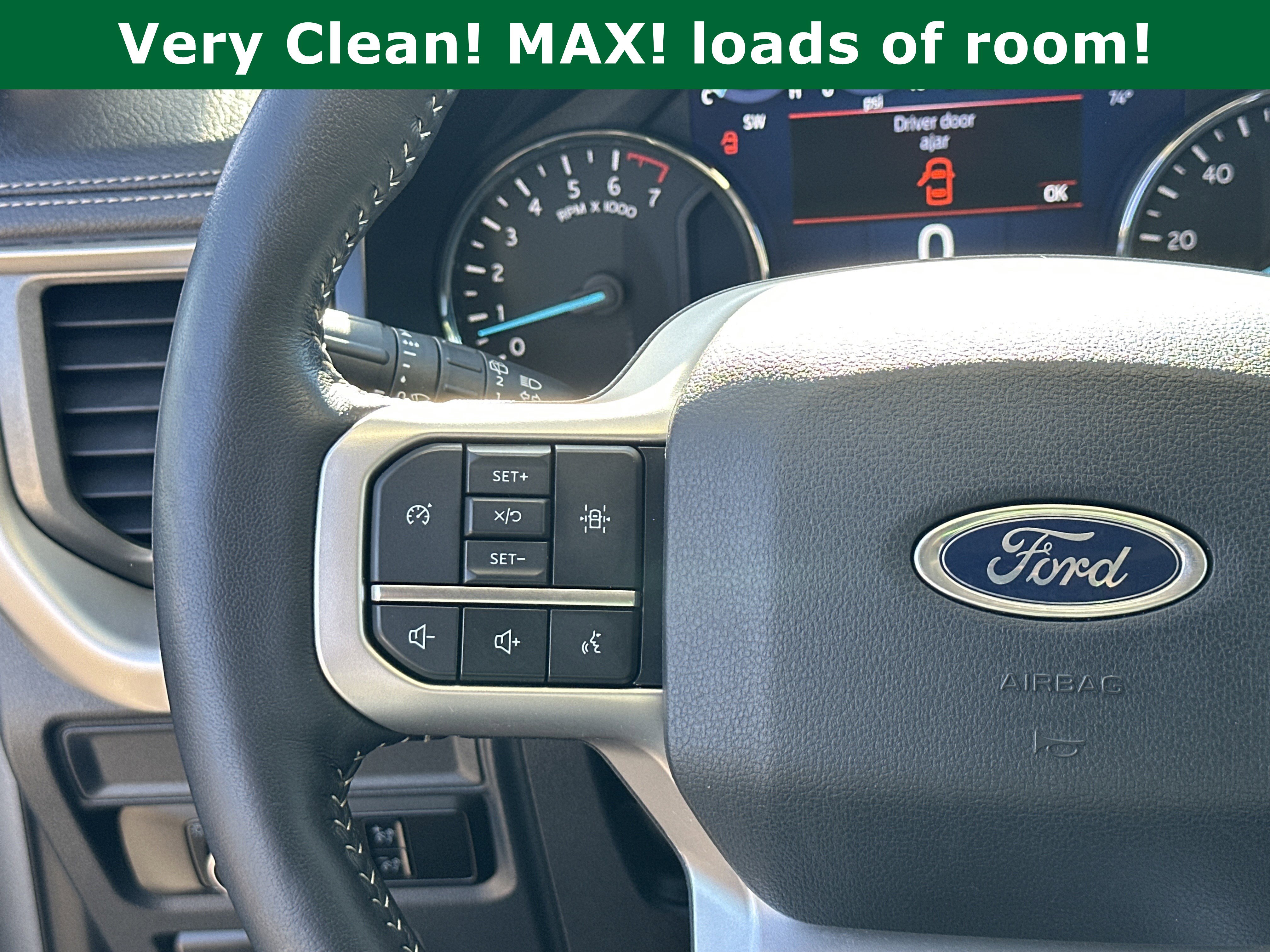 Used 2023 Ford Expedition Max XLT image 28