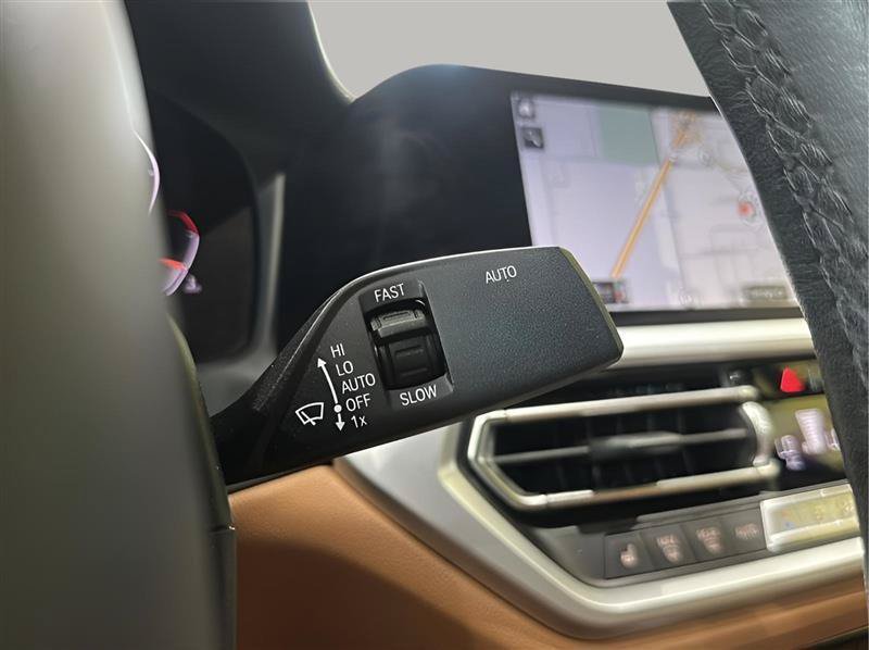 Used 2019 BMW 330i xDrive Sedan w/ Convenience Package AWD/4WD image 16