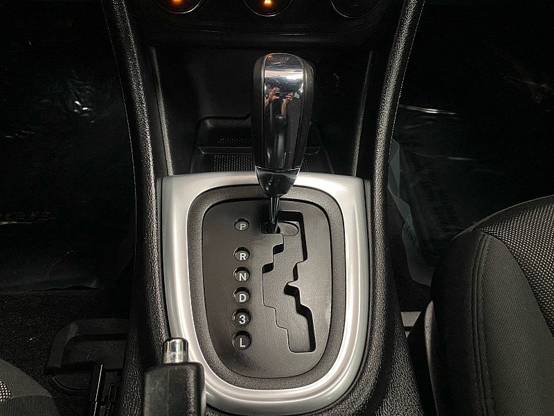 Used 2011 Dodge Avenger Express image 20