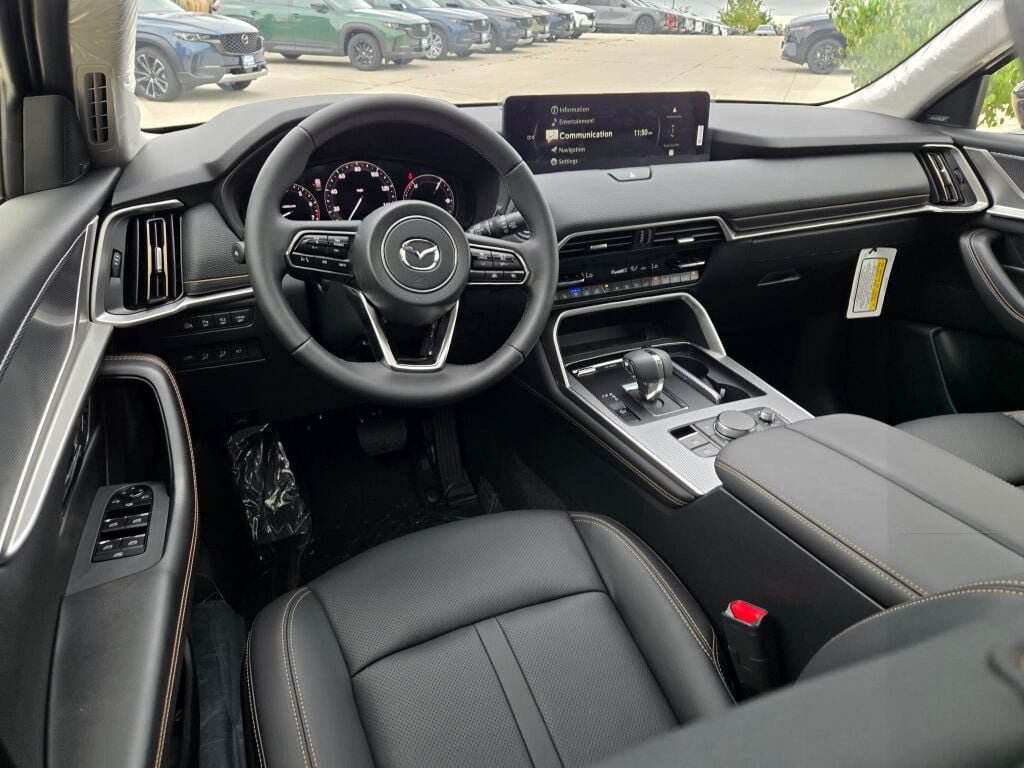 New 2026 MAZDA CX-70 3.3 Turbo w/ Premium Package AWD/4WD image 17
