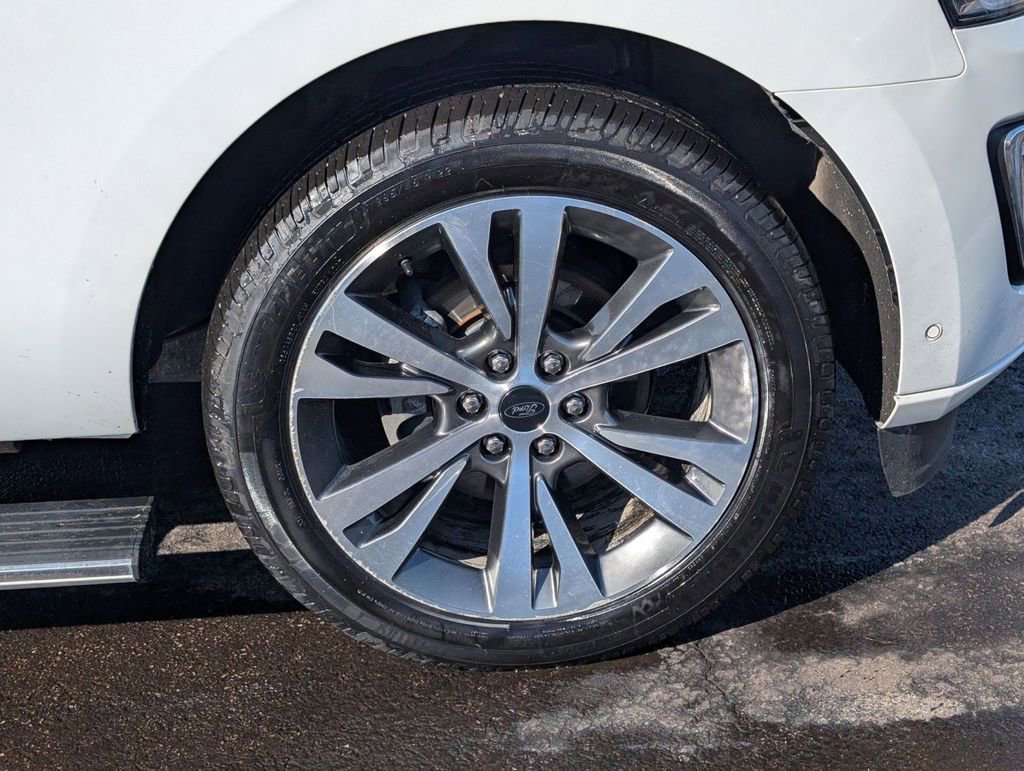 Used 2021 Ford Expedition Platinum AWD/4WD image 14