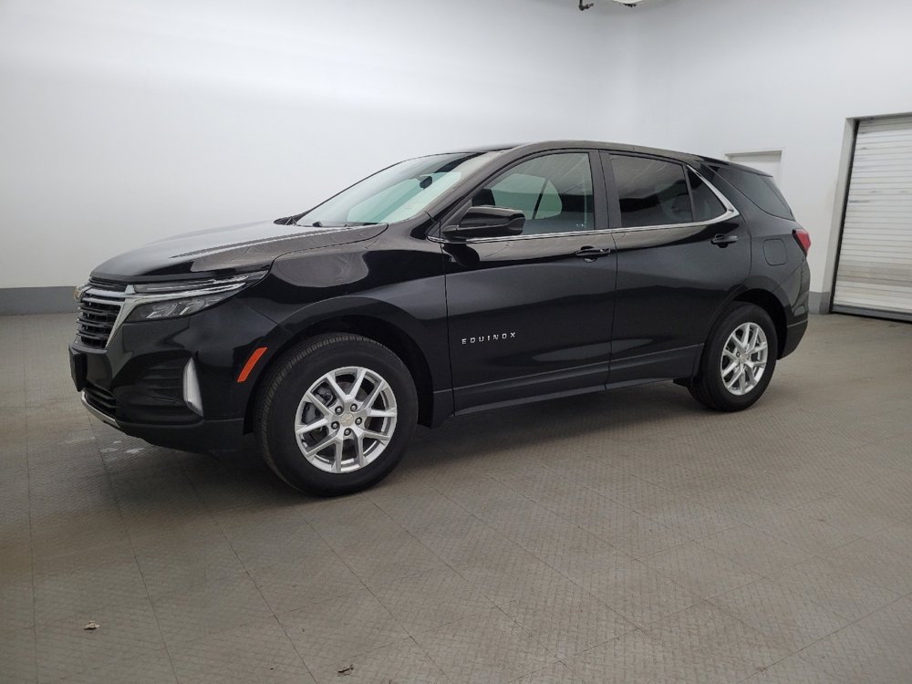 Used 2024 Chevrolet Equinox LT w/ Driver Convenience Package AWD/4WD image 2