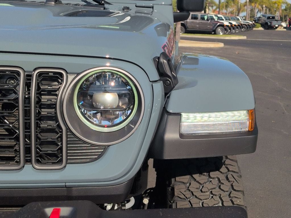 New 2026 Jeep Wrangler Unlimited Rubicon AWD/4WD image 10