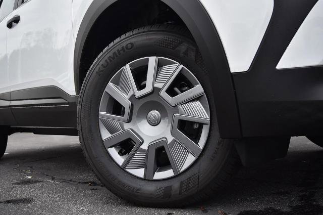 New 2026 Nissan Kicks S image 3