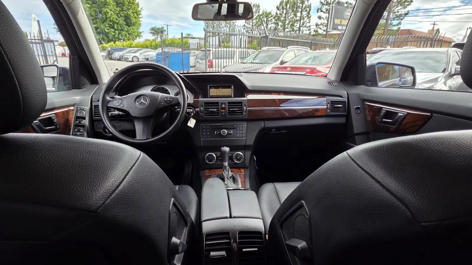 Used 2010 Mercedes-Benz GLK 350 2WD image 28