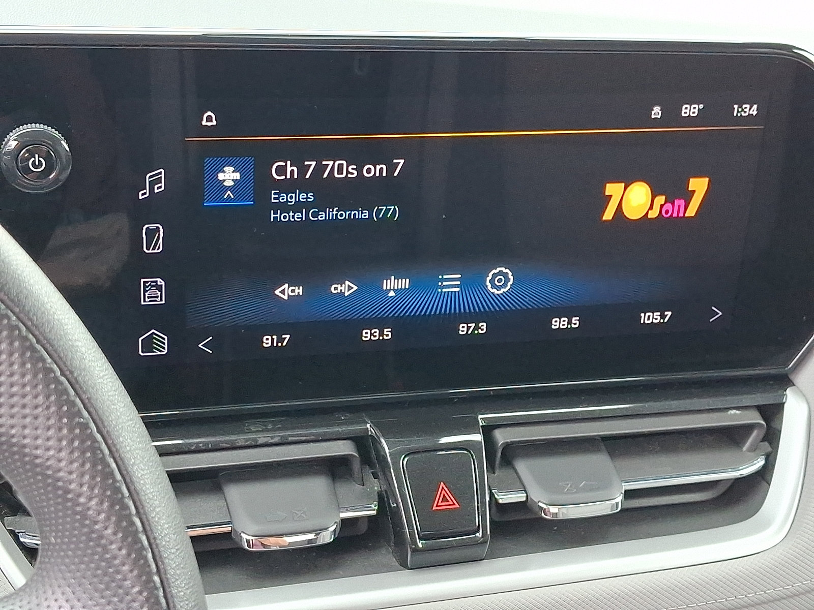 Certified 2025 Chevrolet TrailBlazer LT AWD/4WD image 17