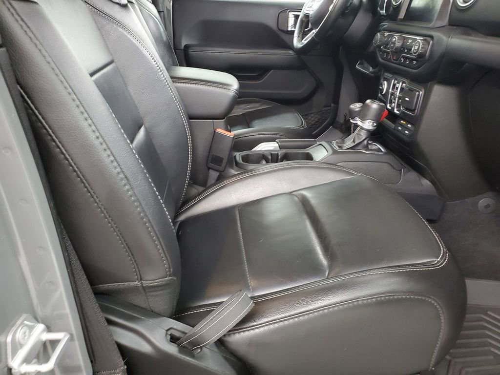 Used 2019 Jeep Wrangler Unlimited Sahara w/ Quick Order Package 24M Moab image 19