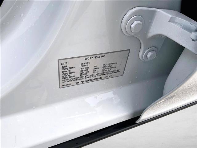 Used 2023 Tesla Model Y Long Range AWD/4WD image 29