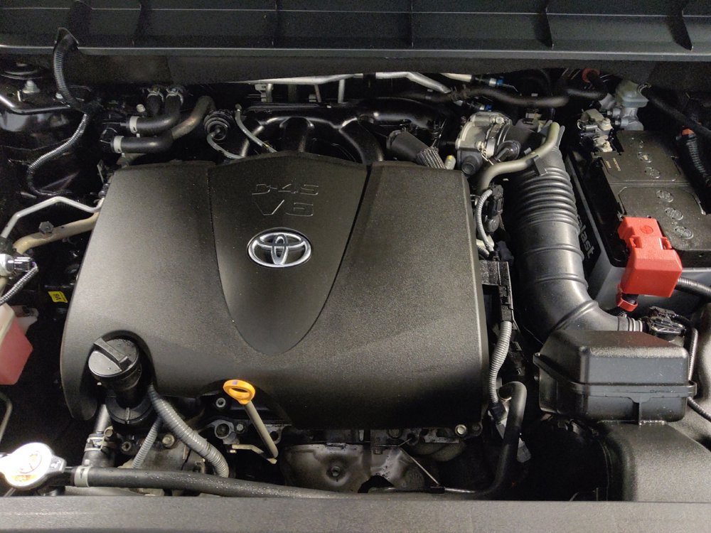 Used 2021 Toyota Highlander Platinum image 30