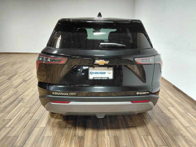 Used 2026 Chevrolet Equinox LT AWD/4WD image 17