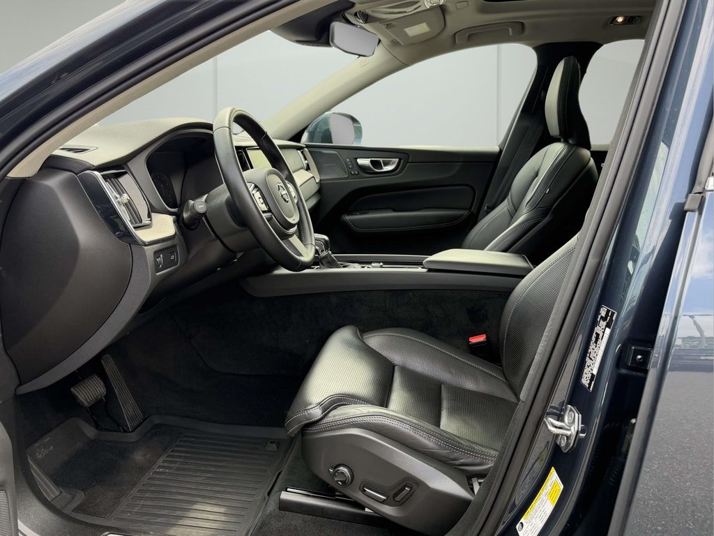 Used 2021 Volvo XC60 T5 Inscription w/ Protection Package Premier AWD/4WD image 15