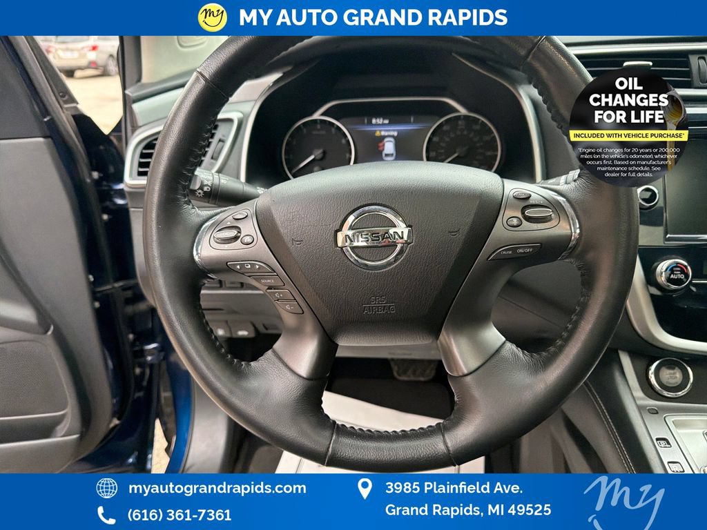 Used 2020 Nissan Murano SL w/ Moonroof Package AWD/4WD image 14