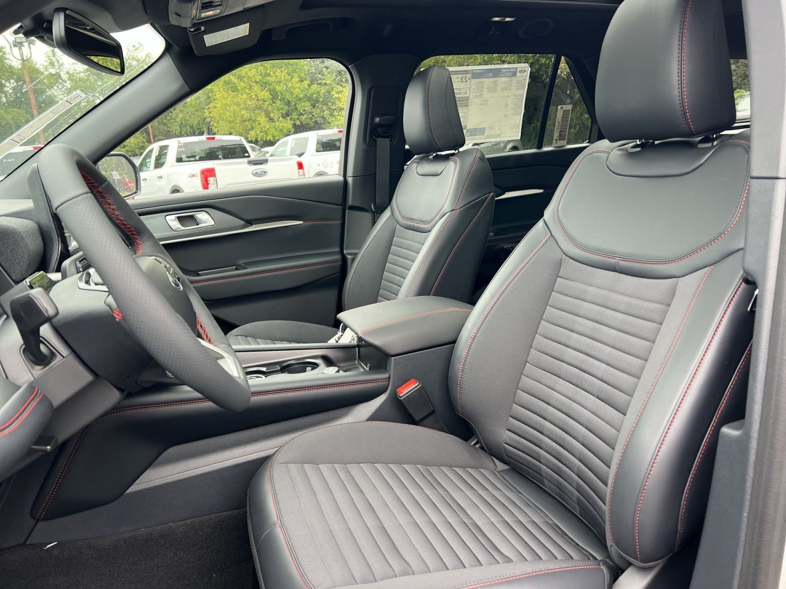 New 2027 Ford Explorer ST-Line w/ Premium Package AWD/4WD image 13